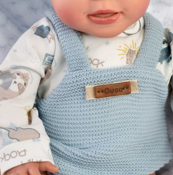 Класическа кукла Jairo, сини вълнени дрешки, тениска, чорапи и одеяло, 38 см