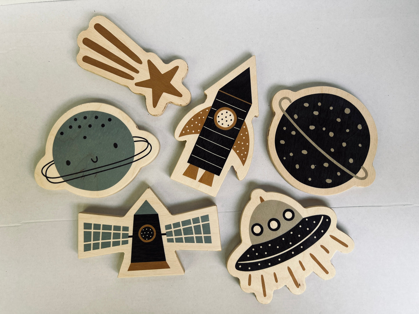 Дървени Декоративни Фигурки RAKETT