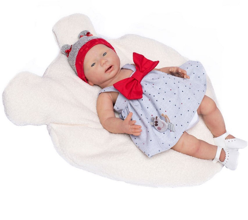 Силиконова кукла Inés, реалистично бебе без коса, синя рокля с червена панделка, 46 см