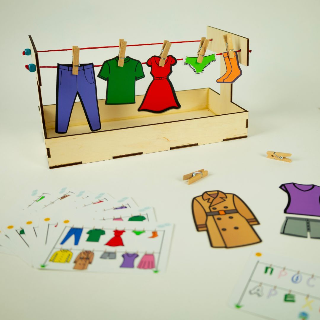 дървен монтесори простор