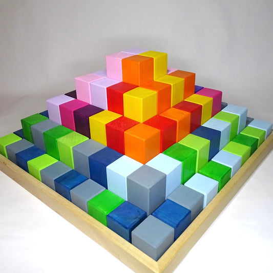 Валдорф Играчка Голяма Стъпаловидна Пирамида