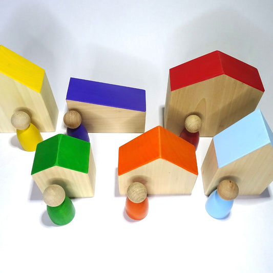 Валдорф Играчка Къщи С Човечета