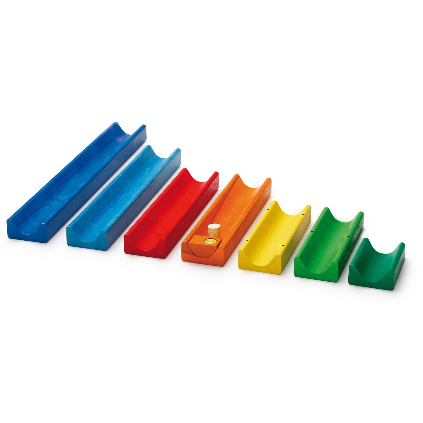 Писти за игра с вода и в пясъка