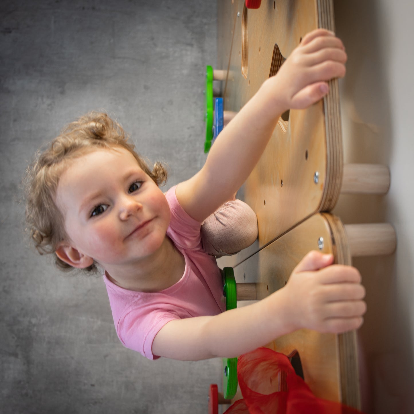 Стена За Катерене Junior