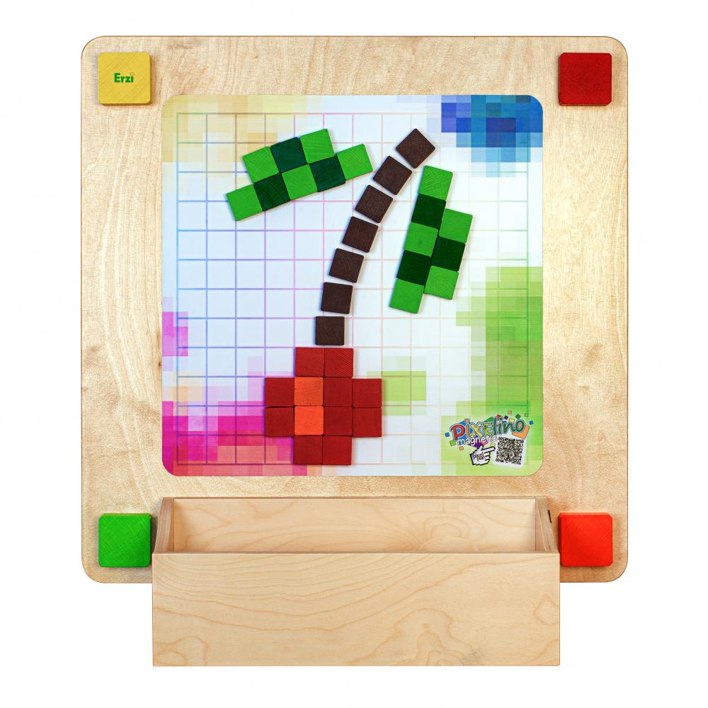 дървена активна игра на стената