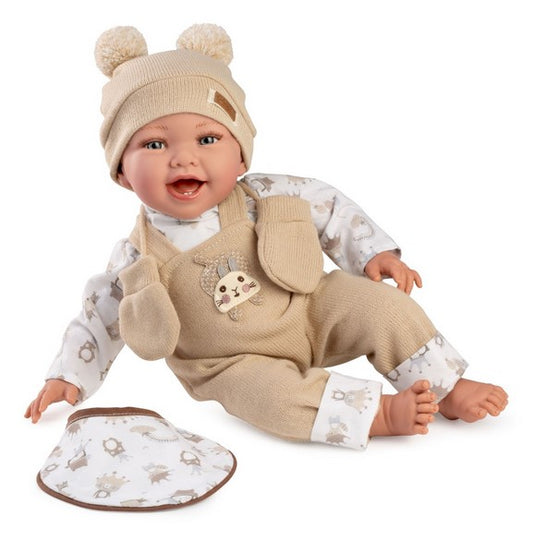 Голяма Кукла От Винилова Гума Oliver, с бежови дрешки, тениска, шапка, лигавник и ръкавици, 42 см