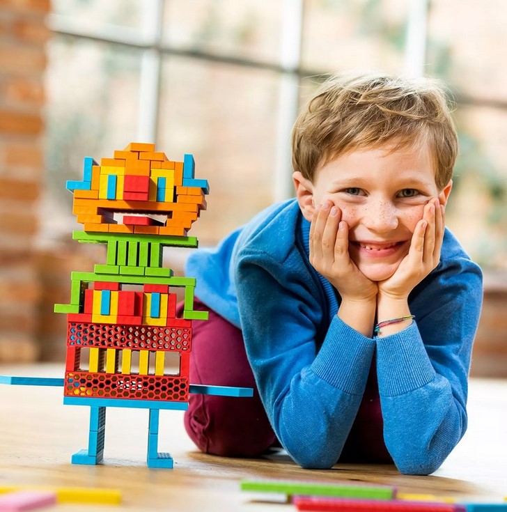 Конструктор HELLO BOX „Rainbow-Mix“ със 100 блока