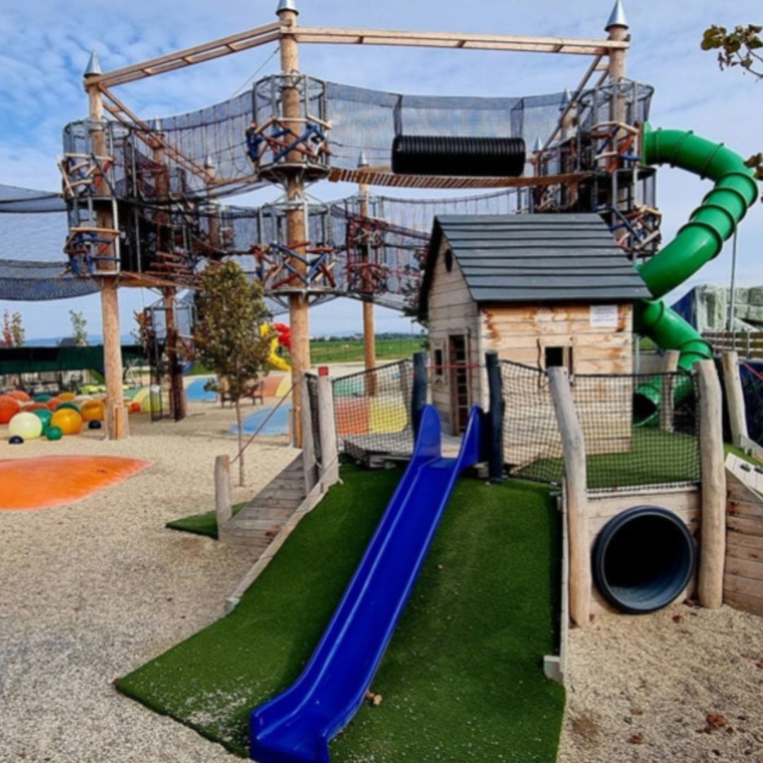 Инсталиране На Детски Въжени Замъци