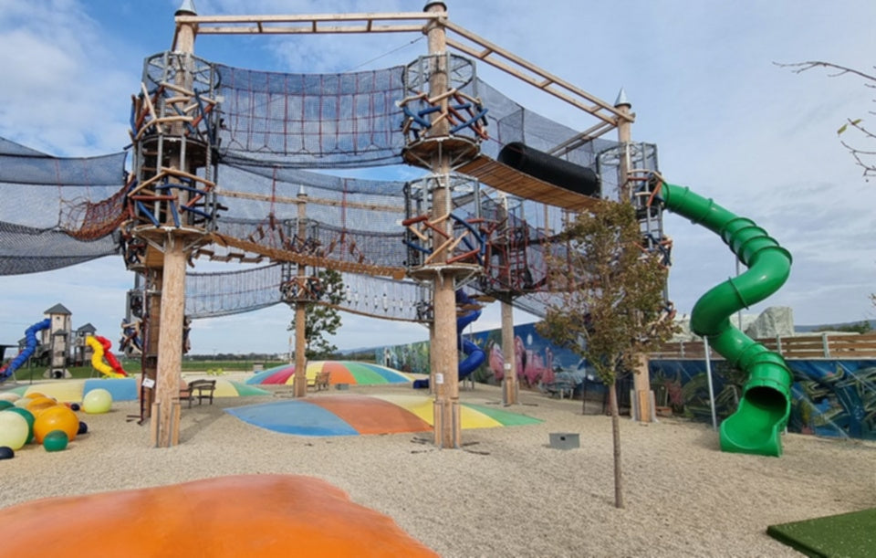 Инсталиране На Детски Въжени Замъци