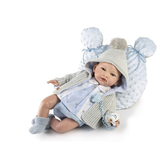 Голяма Кукла Reborn Alejandro, със синя риза, сиво яке и аксесоари, 42 см