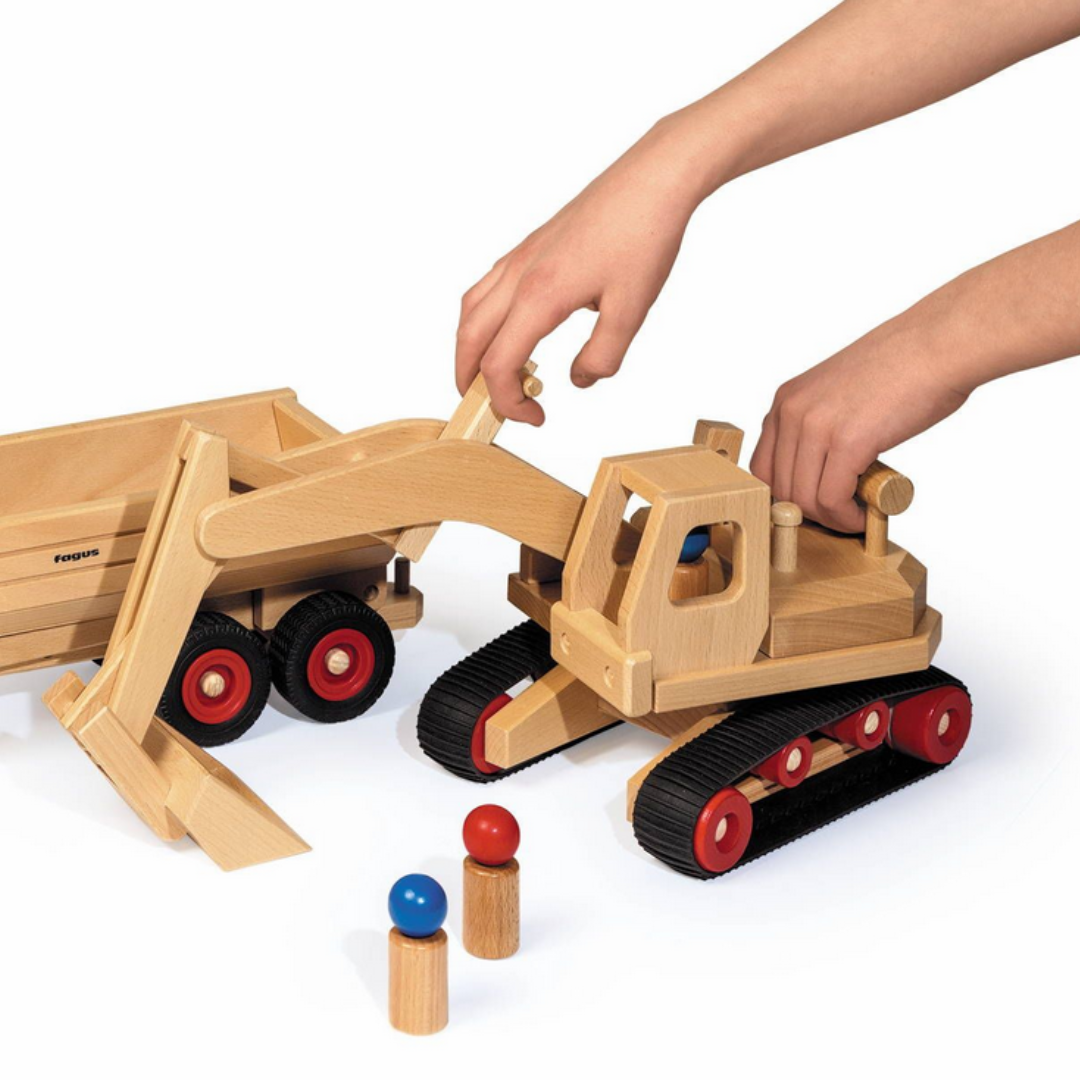 дървена количка багер