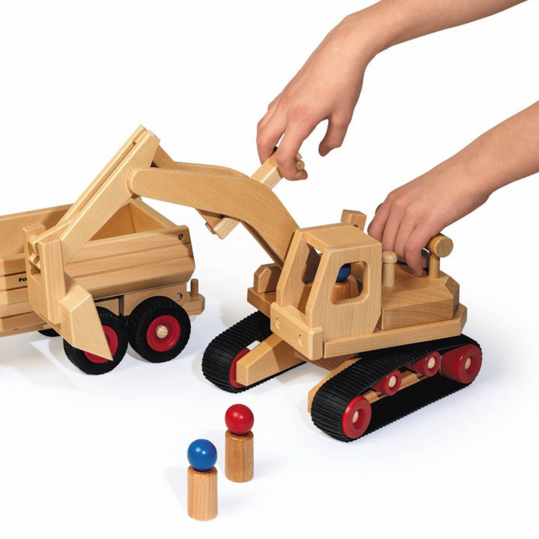 дървена количка багер