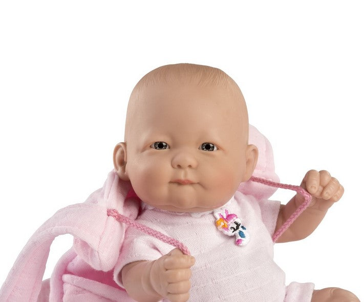 Малка Реалистична Кукла Lisa, Новородено, с бели дрешки и розова чантичка, 25 см